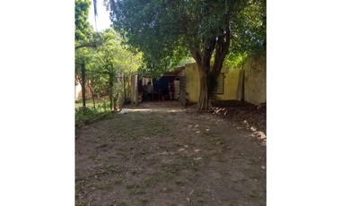 El Ranchito de Empedrado, casa de 2 dormitorios y parquecito