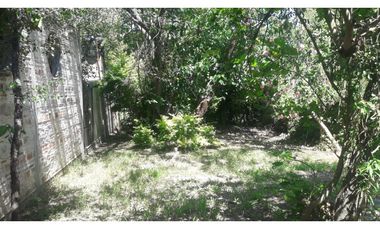 El Ranchito de Empedrado, casa de 2 dormitorios y parquecito