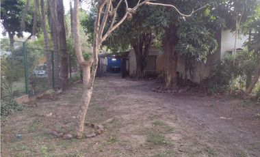 El Ranchito de Empedrado, casa de 2 dormitorios y parquecito