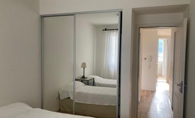 Departamento Amoblado de 2 dormitorios en Necochea al 200