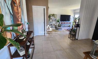 Casa en venta de 3 dormitorios c/ cochera en Pilar del Este - Santa Lucia