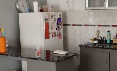 VENTA COMPLEJO DE 3 DEPARTAMENTOS EN CAPITAL