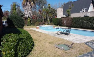 VENTA/PERMUTA DE CASA 4 AMB COUNTRY INDIO CUA