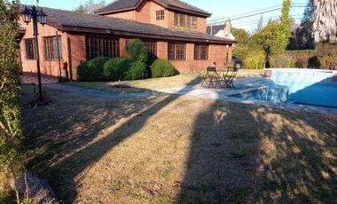 VENTA/PERMUTA DE CASA 4 AMB COUNTRY INDIO CUA