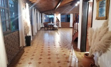 VENTA/PERMUTA DE CASA 4 AMB COUNTRY INDIO CUA