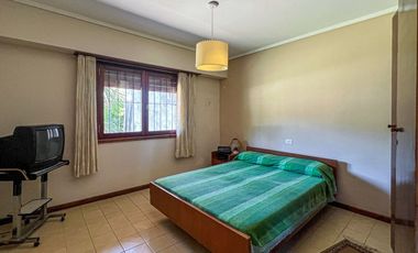 Venta Casa 2 amb. Mar de Cobo con Parque Parrilla