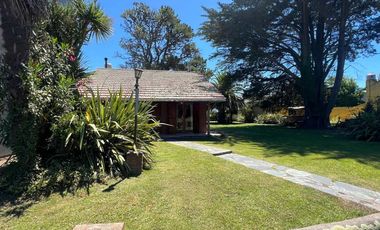 Venta Casa 2 amb. Mar de Cobo con Parque Parrilla