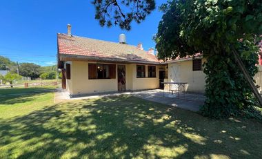 Venta Casa 2 amb. Mar de Cobo con Parque Parrilla