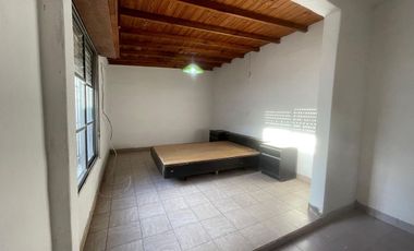 VENTA PH 3 AMB BARRIO 9 DE JULIO