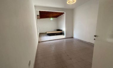 VENTA PH 3 AMB BARRIO 9 DE JULIO