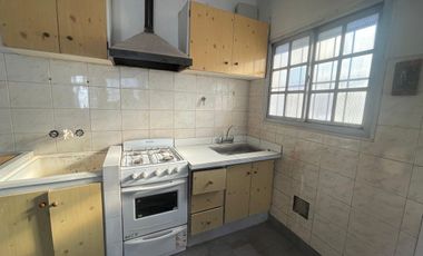 VENTA PH 3 AMB BARRIO 9 DE JULIO
