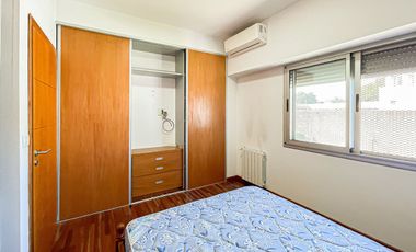 Casa de categoría en VENTA con parque - LA PLATA