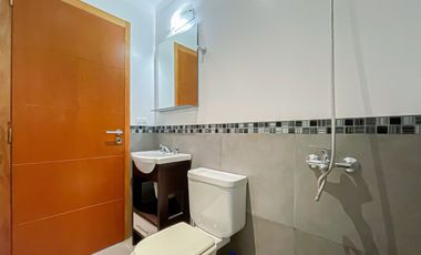 Casa de categoría en VENTA con parque - LA PLATA