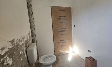 VENTA CASA EN COSTRUCCION BARRIO ECOR 1 PLOTTIER