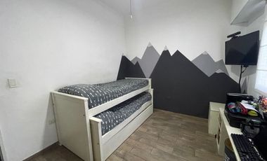 VENTA CASA 3 AMBIENTES HURLINGHAM