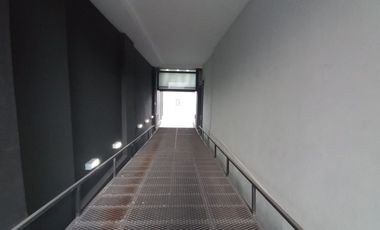 SEMIPISO DE DOS AMBIENTES CON DOS COCHERAS