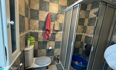 VENTA CASA 5 AMB  C/GARAJE  Y PARQUE
