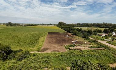 VENTA LOTE DE 3,8 HECTAREAS EN MARADONA Y CHACO