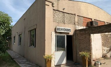 VENTA CASA QUINTA 4 AMBIENTES LA MATANZA GALPON