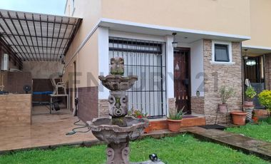 Venta casa 3 dormitorios en Conocoto con terraza, BBQ y seguridad 24/7