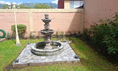Venta casa 3 dormitorios en Conocoto con terraza, BBQ y seguridad 24/7
