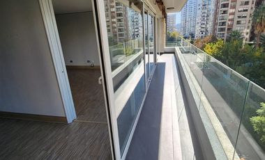 Departamento en Arriendo en AVENIDA MACUL 3700