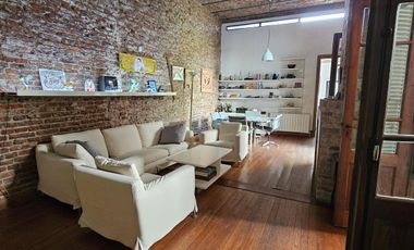 Casa de 6 ambientes con jardín y piscina en Vicente López