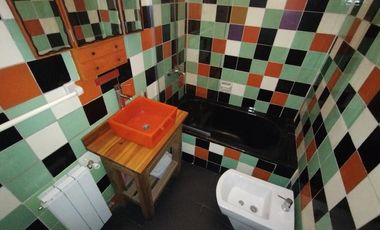 Casa de 6 ambientes con jardín y piscina en Vicente López