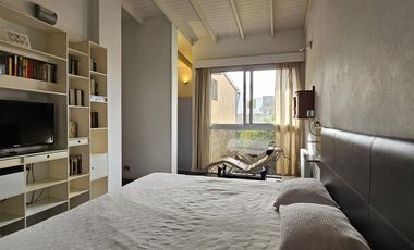 Casa de 6 ambientes con jardín y piscina en Vicente López