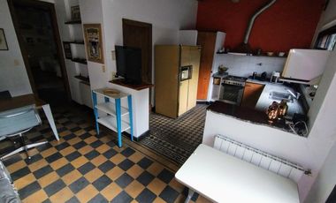 Casa de 6 ambientes con jardín y piscina en Vicente López