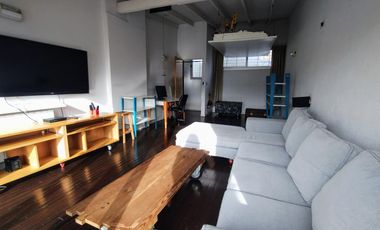 Casa de 6 ambientes con jardín y piscina en Vicente López