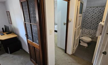 Casa de 6 ambientes con jardín y piscina en Vicente López