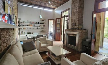 Casa de 6 ambientes con jardín y piscina en Vicente López