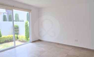 Hacienda Real II Casa en condominio en venta en San Francisco