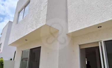 Hacienda Real II Casa en condominio en venta en San Francisco