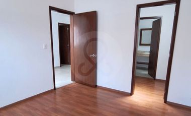 Hacienda Real II Casa en condominio en venta en San Francisco