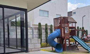 Hacienda Real II Casa en condominio en venta en San Francisco