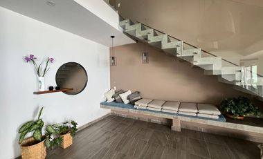 CASA EN VENTA  AMUEBLADA EN JOCOTEPEC