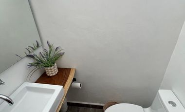 CASA EN VENTA  AMUEBLADA EN JOCOTEPEC