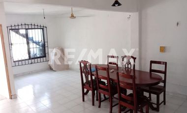 CASA EN VENTA - (3)