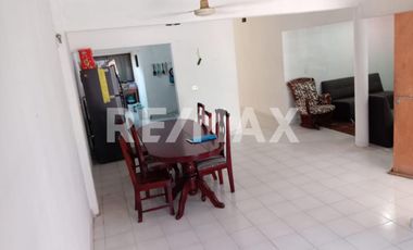 CASA EN VENTA - (3)