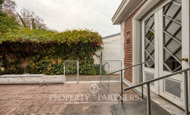 Encantadora casa estilo tradicional en el corazón de Ñuñoa.