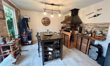 Casa en Venta en COD38803 Amplia Casa cerca de Colegios, en exclusivo sector - Hipoteca Sotiabank Tasa 1,7%