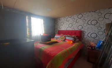 Grace Kelm Vende parcela de 5000m2 C/ casa REGULARIZADA y pozo de agua, amoblada en condo SEGURO Y BELLA VISTA