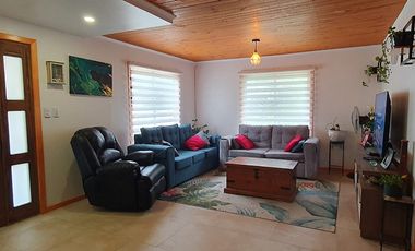 EXCELENTE CASA REMODELADA 4D/2B EN GRAN SITIO DE 3 MIL MTS2