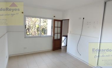 Casa TIPO DUPLEX AL FRENTE EN ALQUILER EN PARQUE LAS NACIONES