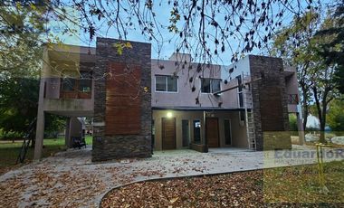 Casa TIPO DUPLEX AL FRENTE EN ALQUILER EN PARQUE LAS NACIONES