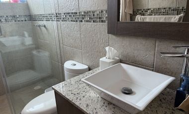 CASA EN VENTA EN LAS GARZAS