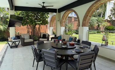 CASA EN VENTA EN LAS GARZAS