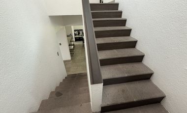 CASA EN VENTA EN LAS GARZAS